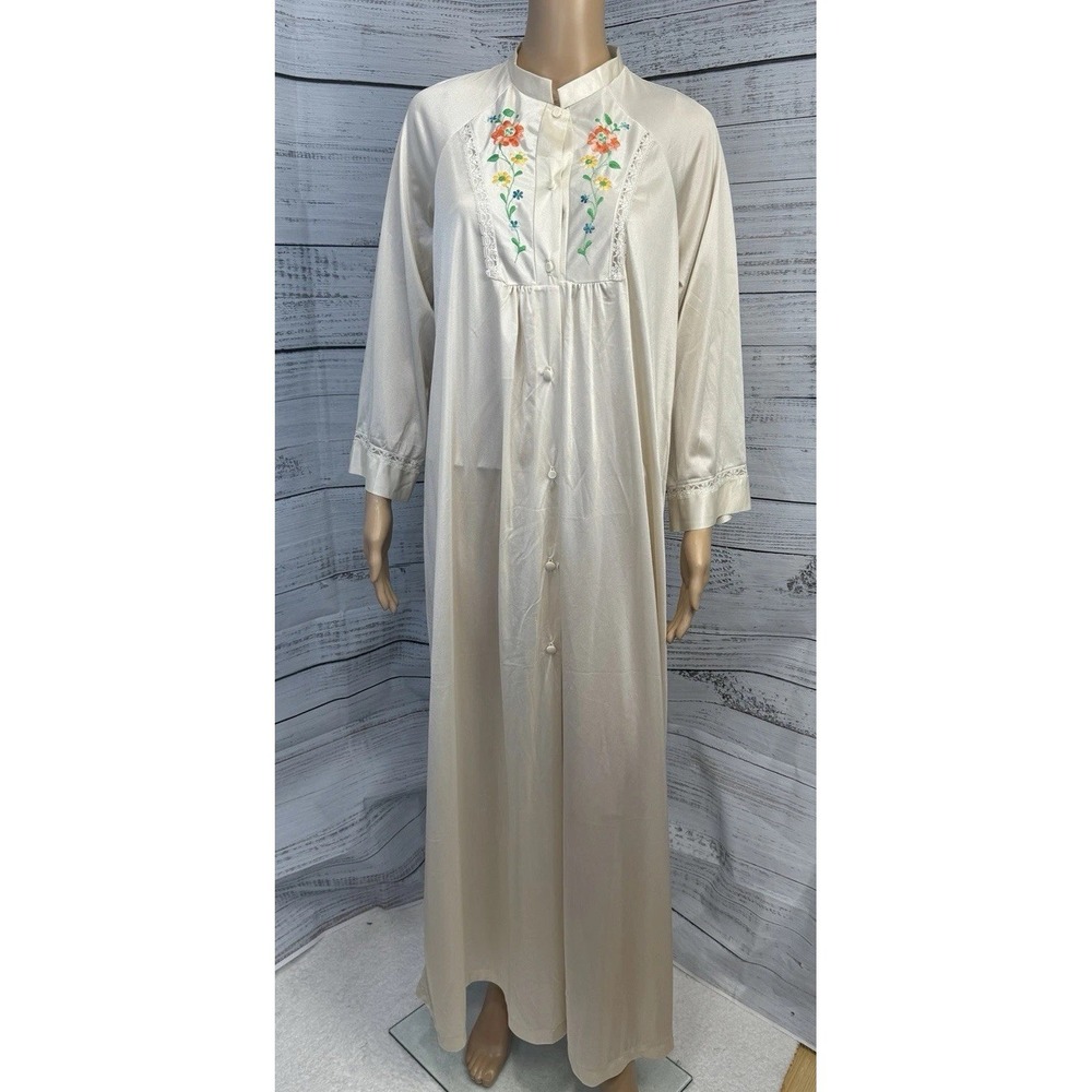 VTG Sears 1970s Ivory Nylon Nightgown M 36 USA Made Floral Embroidered Prairie